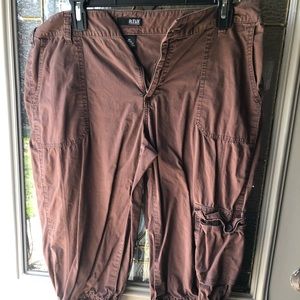A.N.A brown capri, size 12P